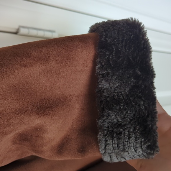 Small faux fur jacket - Picture 4 of 5